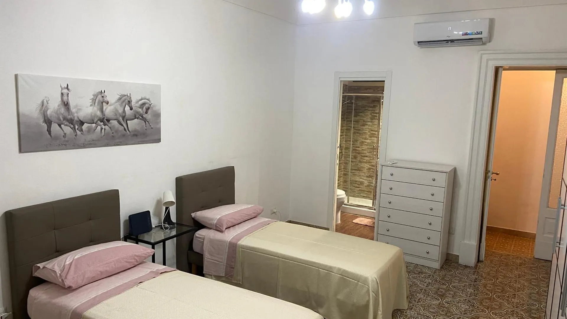 Casa Vacanza La Collegiata Catania 0*,  Italy